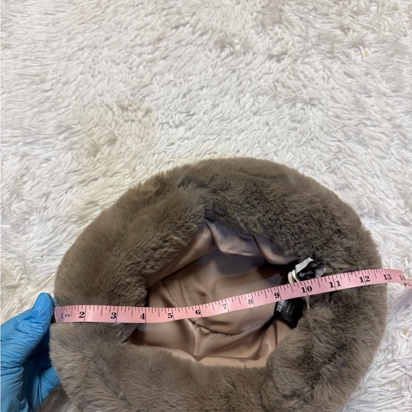 Zara Faux Furs Bucket hat - Picture 11 of 11